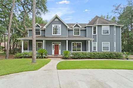 2518 Edgewater Dr Drive Niceville, FL 32578