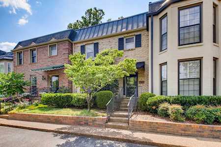 4400 Belmont Park Ter Nashville, TN 37215