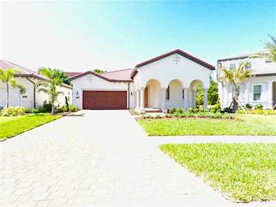 10606 Royal Cypress Way Orlando, FL 32836