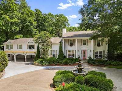 1071 Bald Eagle Dr Kingston Springs, TN 37082