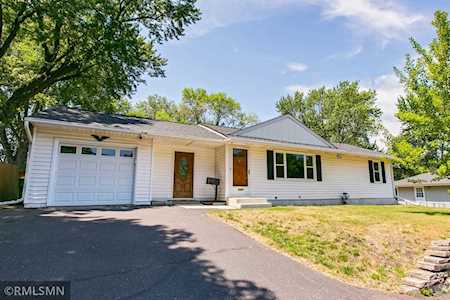 2063 Dale Street N Roseville, MN 55113