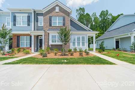 638 Sweet Bonnie Ln Belmont, NC 28012