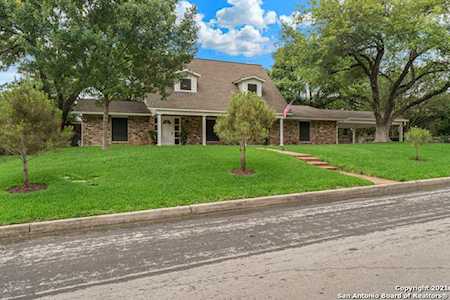 117 Cotillion Dr Castle Hills, TX 78213
