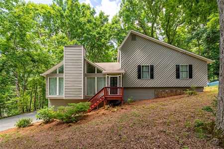4121 Inola Trl NE Roswell, GA 30075