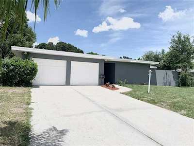 2113 Indian Ave S Belleair Bluffs, FL 33770