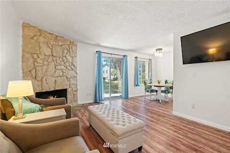 12515 NE 145th Place #D121 Kirkland, WA 98034