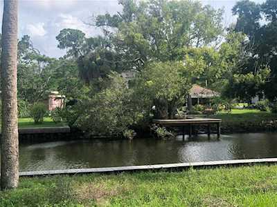 724 Seminole Blvd Tarpon Springs, FL 34689