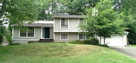 9795 N Pond Circle Roswell, GA 30076