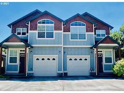 342 W Hist Columbia River Hwy Troutdale, OR 97060