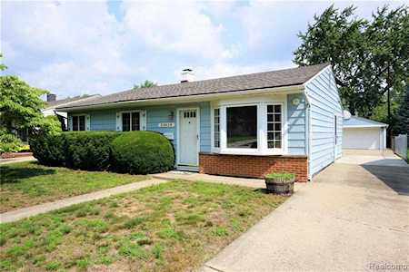 34626 Fairchild St Westland, MI 48186