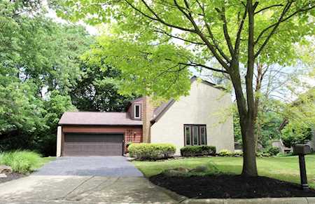 156 Stonefence Lane Dublin, OH 43017