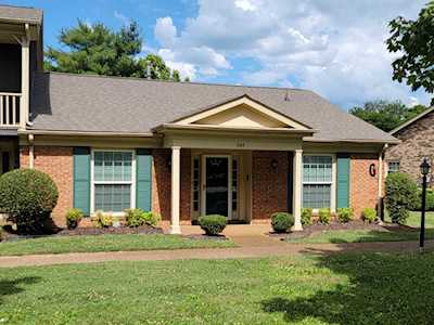 945 Todd Preis Dr Nashville, TN 37221