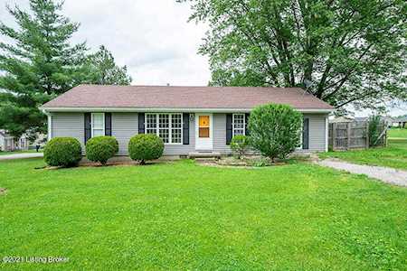 1719 Cherry Ln Shelbyville, KY 40065