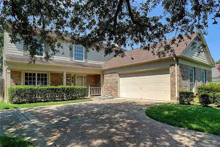 717 Bridget Way Hurst, TX 76054