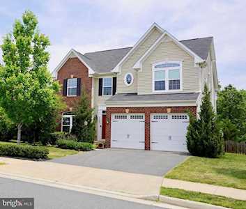 25808 Success Dr Aldie, VA 20105