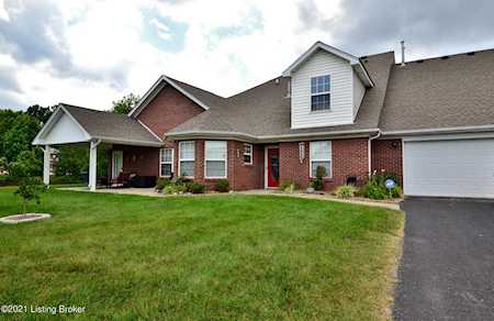 5238 Valkyrie Way Louisville, KY 40272