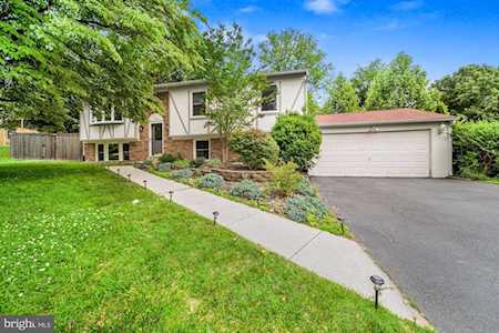 1913 Queensguard Rd Silver Spring, MD 20906