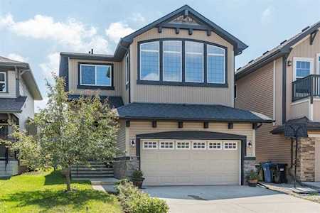 138 Autumn Gardens SE Calgary, AB T3M 0H8