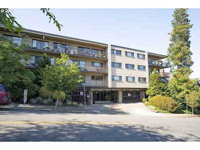2393 SW Park Pl #106 Portland, OR 97205