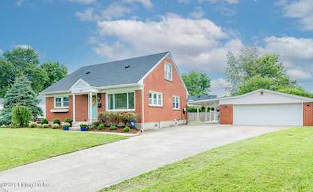 3909 Gardenia Ct Louisville, KY 40220