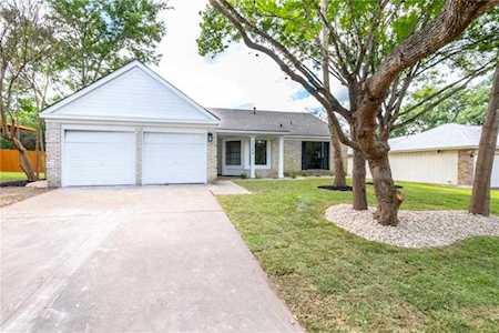 2209 Cedar Branch DR Austin, TX 78727