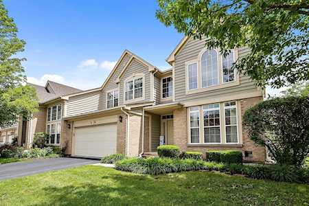 89 Andover Circle Northbrook, IL 60062