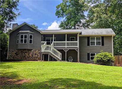 1742 Windchime Ct NW Kennesaw, GA 30152