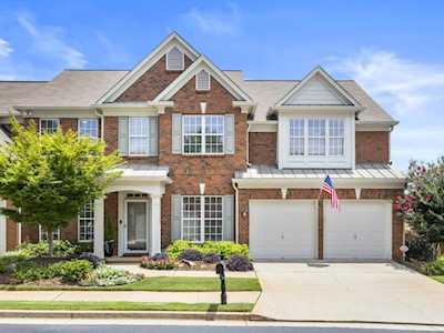 203 Wellwood Ct Roswell, GA 30075