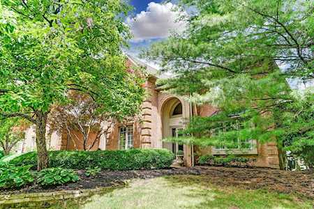 5050 Winchell Court Dublin, OH 43017