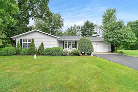 142 Dorrence Road Granville, OH 43023