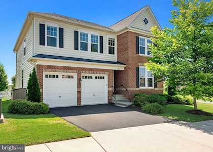 41515 Great Smokey Dr Aldie, VA 20105