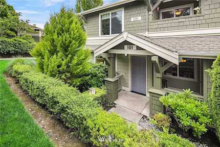 1981 24th Ave NE #4-101 Issaquah, WA 98029
