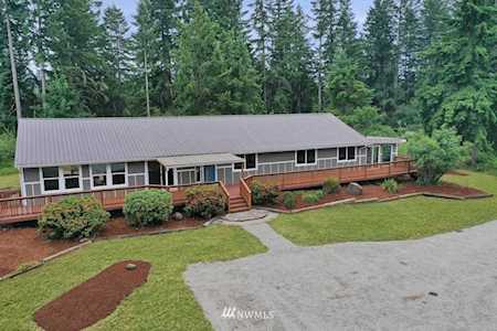 110 346th St S Roy, WA 98580