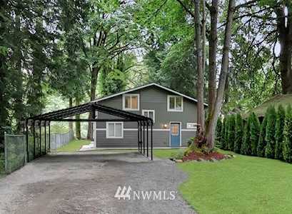 26404 Lake Fenwick Rd S Kent, WA 98032