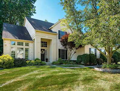 2568 Aikin Circle Lewis Center, OH 43035
