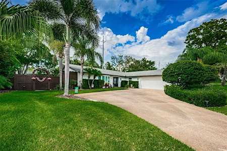 5 Pinewood TERRACE E Palm Harbor, FL 34683