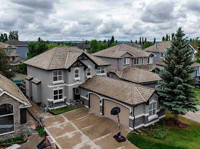 47 Chapala Landing SE Calgary, AB T2X 3P8