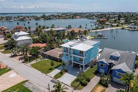 843 Bay Point Dr Madeira Beach, FL 33708