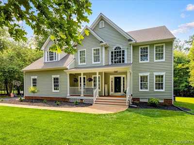 11142 Sterling Cove Dr Chesterfield, VA 23838