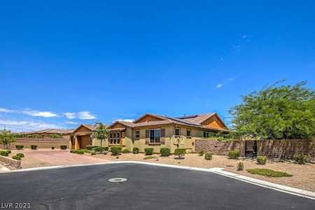 8915 S Tomsik St Las Vegas, NV 89113