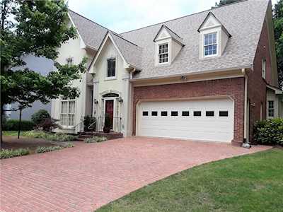 2034 Dunwoody Club Way Dunwoody, GA 30338