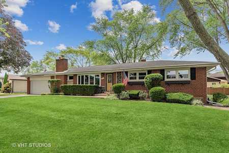 904 S Roosevelt Ave Arlington Heights, IL 60005
