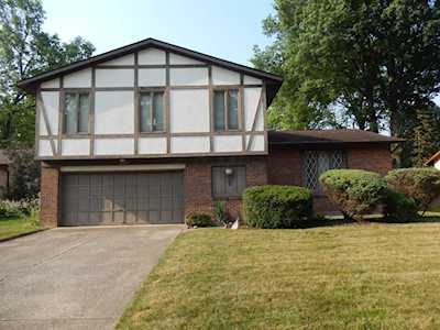 2107 Honeytree Court Columbus, OH 43229