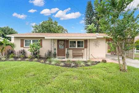 58 Lake Shore Dr Palm Harbor, FL 34684