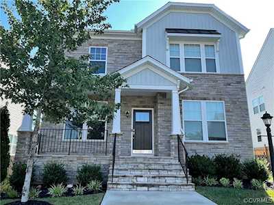 6255 Lilting Moon Dr Moseley, VA 23120