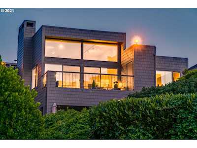 5736 S Riverpoint Ln #20 Portland, OR 97239