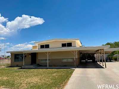 19 S Dale Ave Vernal, UT 84078