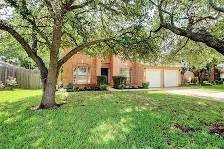 1300 Whippoorwill DR Cedar Park, TX 78613