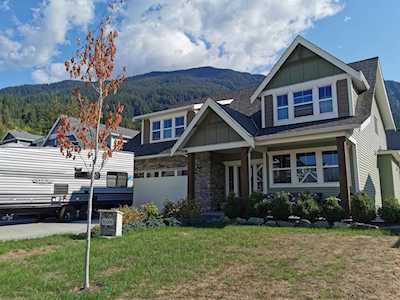 50306 Kensington Drive Chilliwack, BC V4Z 0C4