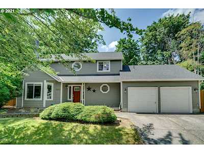 3825 SW 14th Dr Gresham, OR 97080